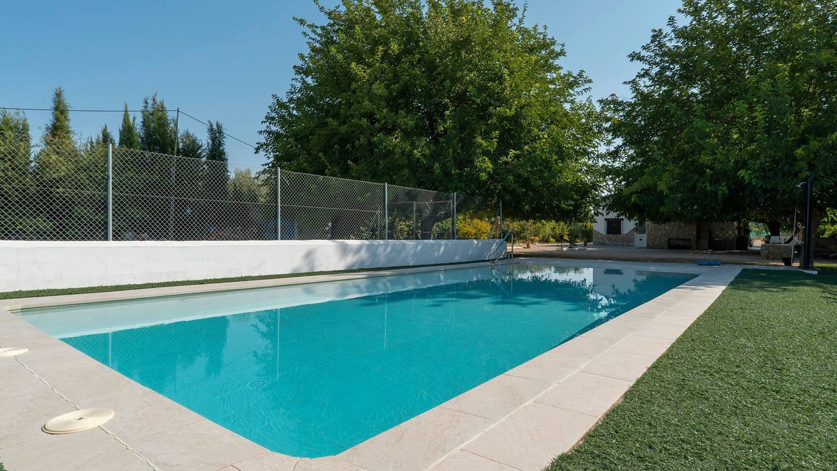 Villacarrillo House | Country House 'Villa Ilusion' with Private Pool, Private Terrace and Wi-Fi