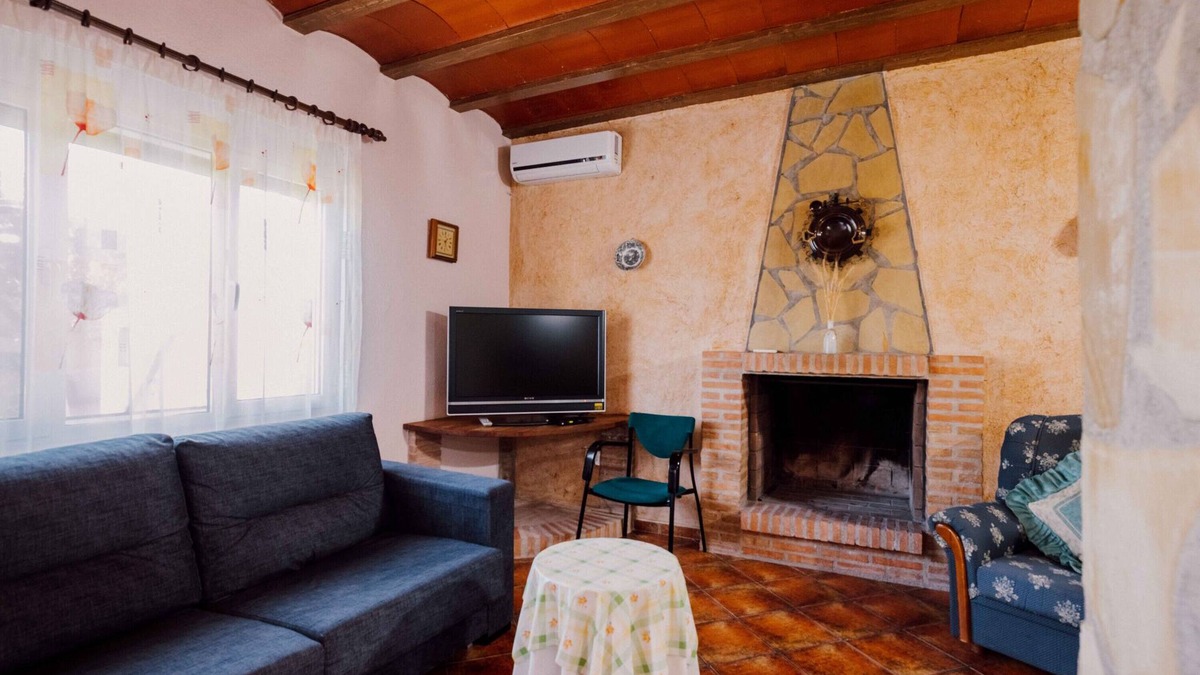 Navares House | Country House 'Casa Dolores' with Mountain View, Wi-Fi and Air Conditioning