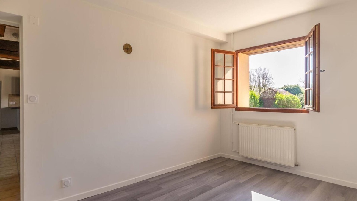 Chauvigny-du-Perche House | Country house - large garden/terrace. Pets allowed