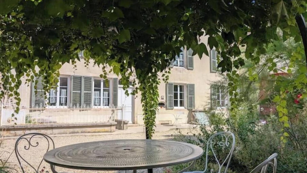 Dancevoir House | Country house, 2 living rooms, 3 bathrooms, 15 people, large meeting areas
