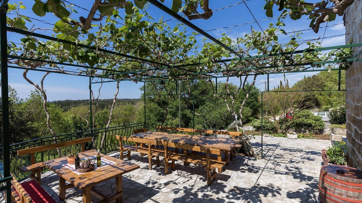 Cilipi House | Country House Bakicevo - Two Bedroom Apartment with Terrace