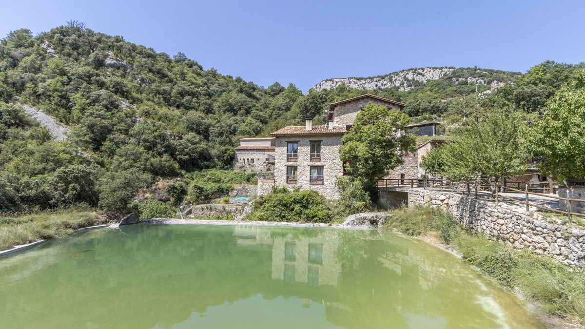 Oden Villa | Country House 'Balcony' with Lake View, Wi-Fi and Air Conditioning