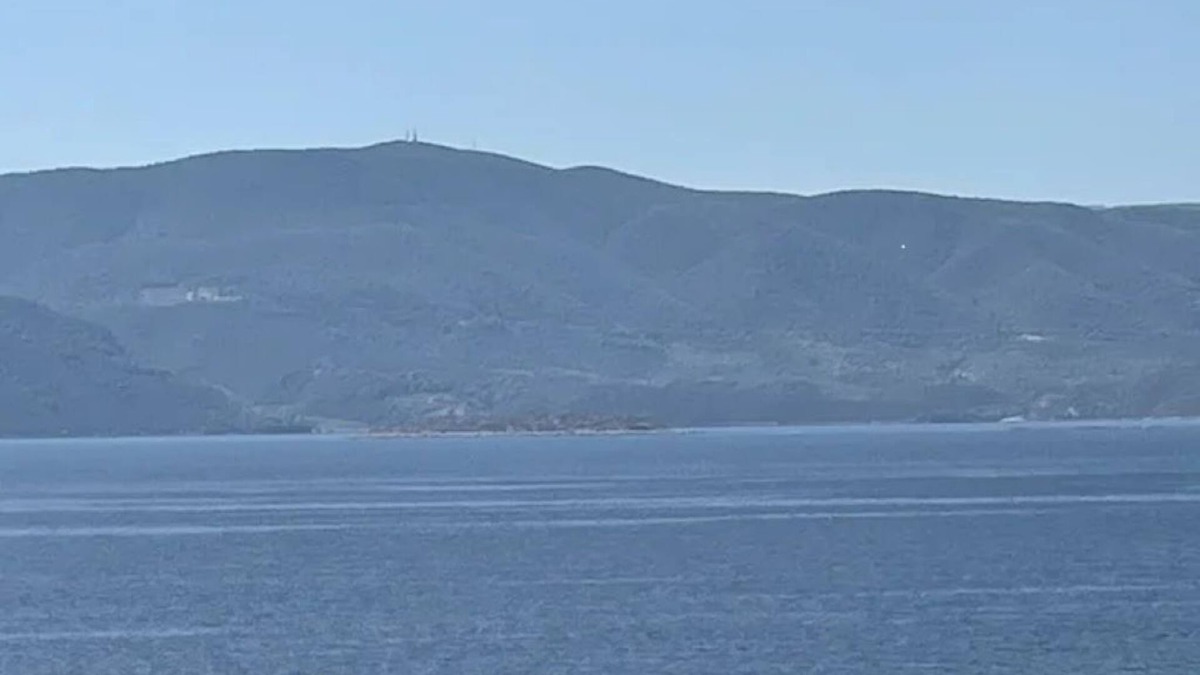 Agii Theodori House | Country house by the Sea 200m with garden