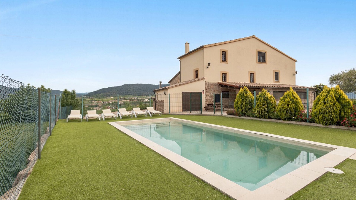 Cardona House | Country House 'Cal Miró' with Mountain View, Wi-Fi