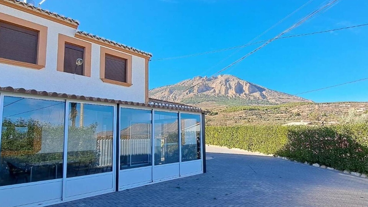 Velez Rubio House | Country House 'Casa Pedro' with Private Terrace, Private Garden and Wi-Fi