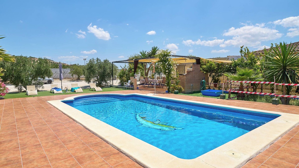 Baena House | Country House 'Casa Rural La Brisa' with Mountain View, Private Pool and Air Conditioning