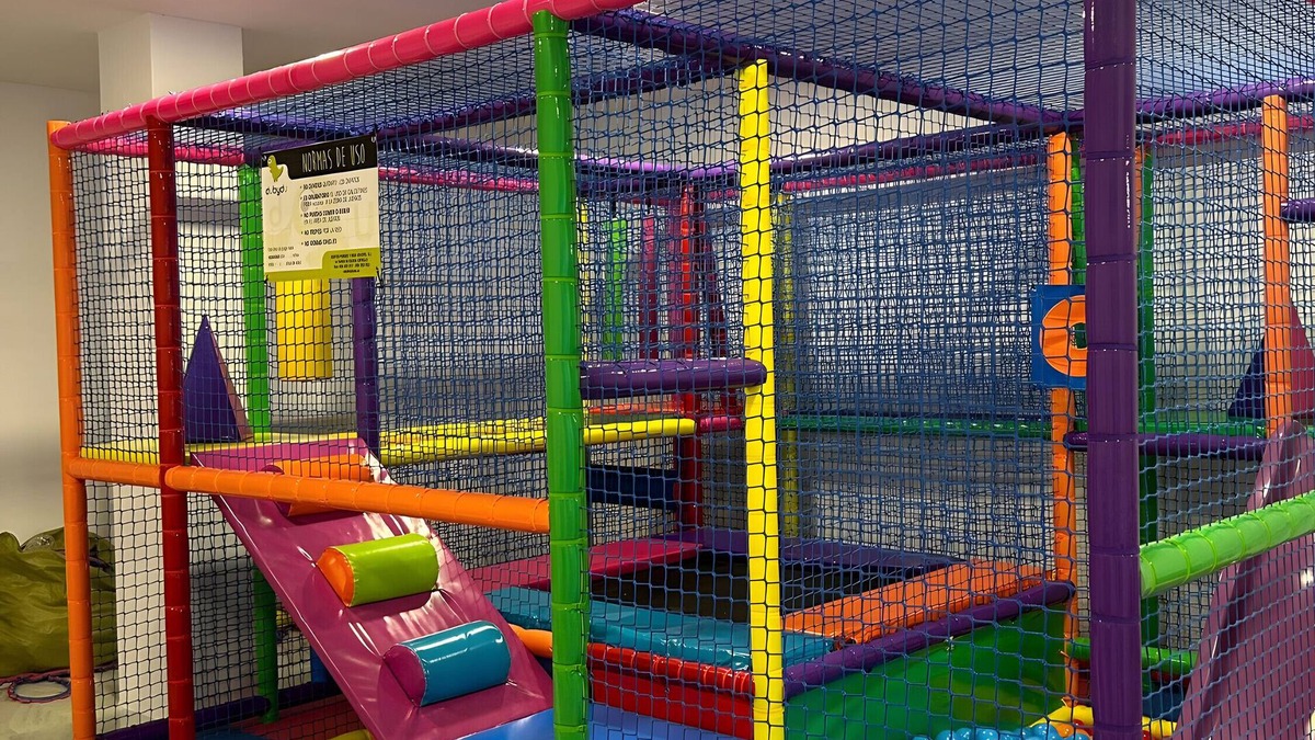 Puerto Lumbreras House | Country House 'Chalet Del Sol' with Private Pool, Shared Terrace and Private Garden