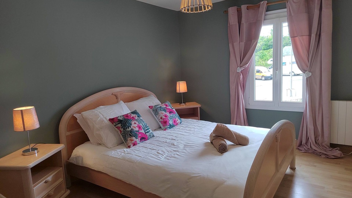 Saint-Ebremond-de-Bonfosse House | Country house for 6 with swimming pool