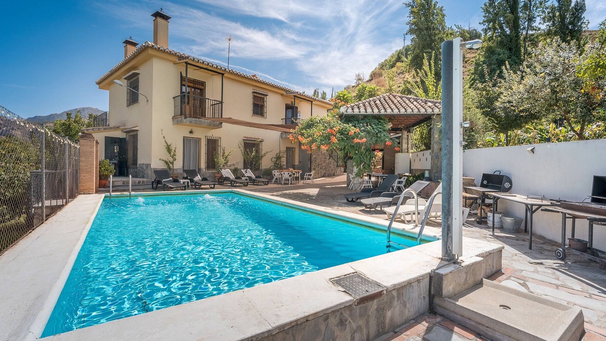 Barrio de la Vega House | Country House 'Hitos' with Mountain View, Wi-Fi and Air Conditioning