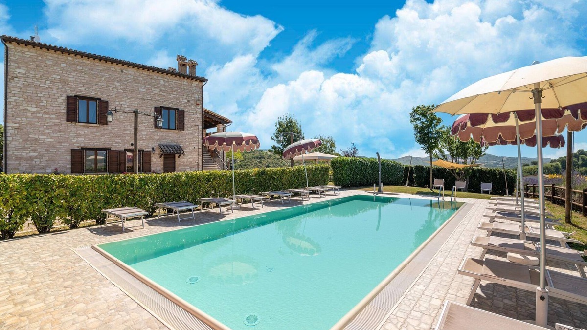 Cagli Apartment | Country House in Cagli with Pool and Views