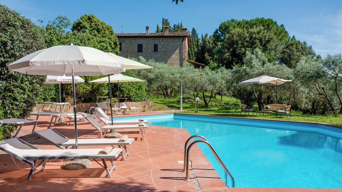 Varna House | Country House 'La Pineta Farm House' with Private Pool and Wi-Fi