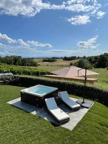 Quargnento Apartment | Country House Mimosa - Relax in jacuzzi tra i vigneti