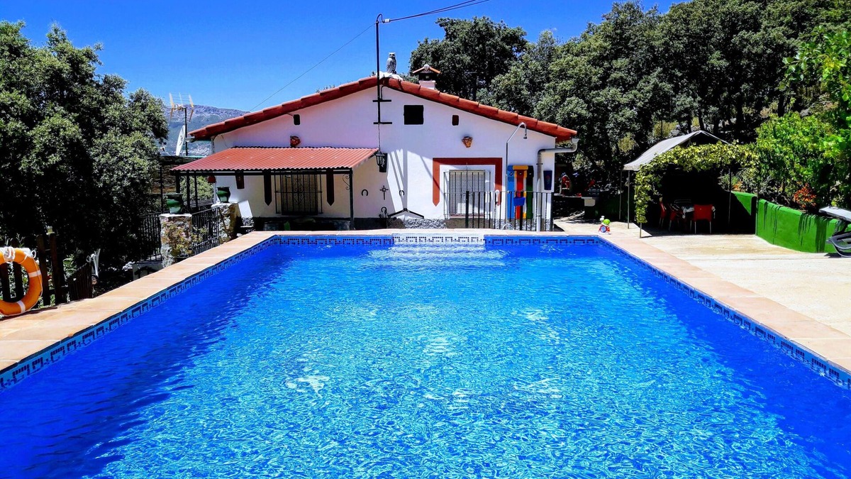 Alpandeire House | Country house with private pool secluded in nature. Ideal for children.