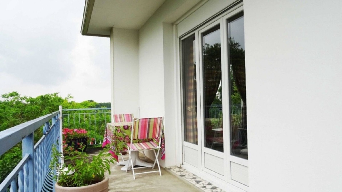 Galapian House | Country house with wonderful view over the Lot valley