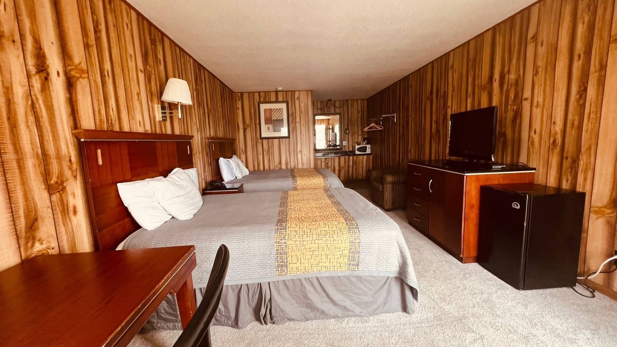 Licking Hotel | Country Inn Motel