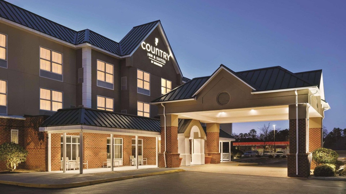 Petersburg Hotel | Country Inn & Suites by Radisson, Petersburg, VA