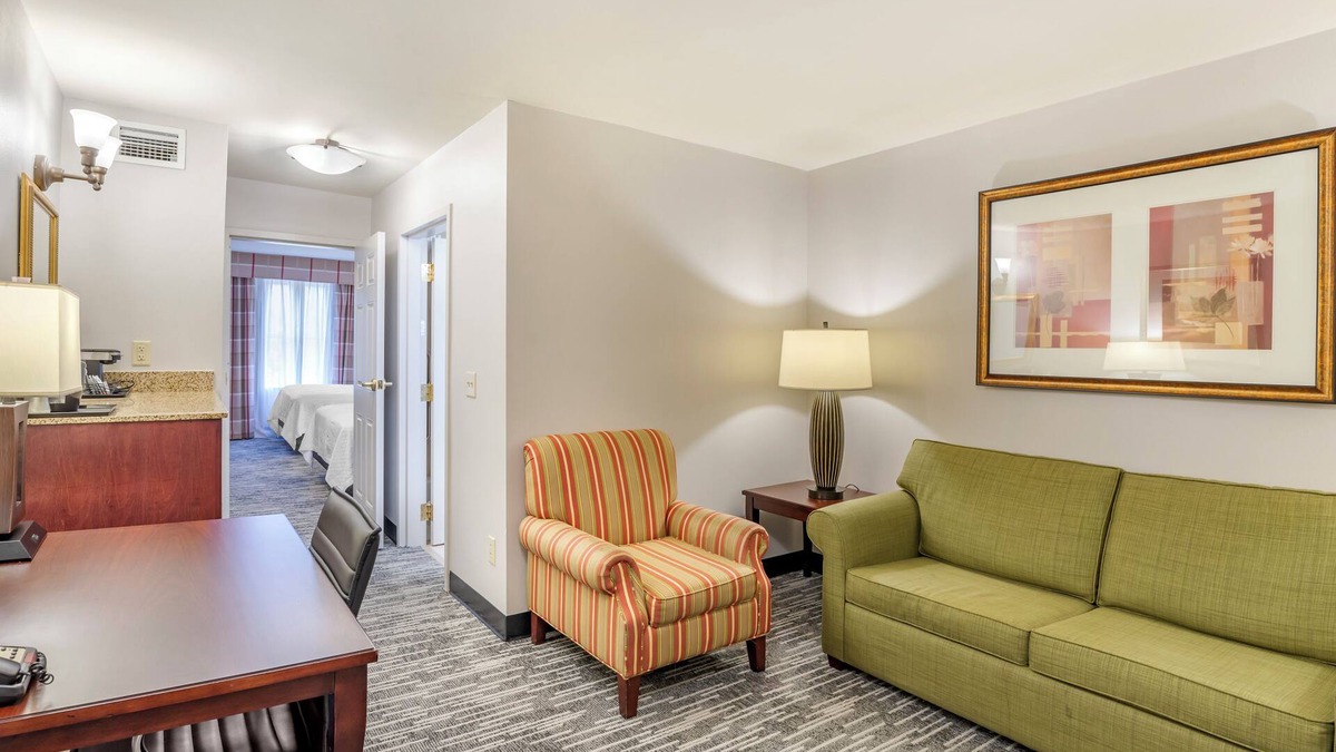 Ashland Hotel | Country Inn & Suites by Radisson, Ashland - Hanover, VA