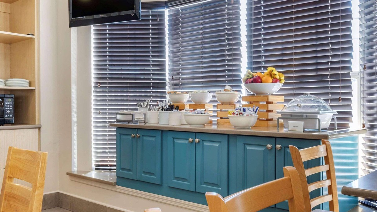 Lumberton Hotel | Country Inn & Suites by Radisson, Lumberton, NC