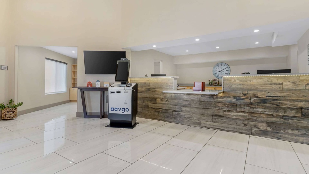 Vallejo Hotel | Country Inn & Suites by Radisson, Vallejo Napa Valley, CA