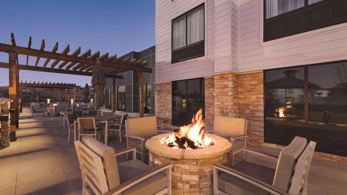 Kodak Hotel | Country Inn & Suites by Radisson, Sevierville Kodak, TN