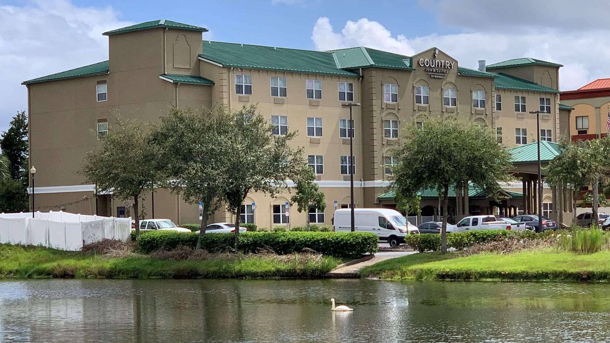 Jacksonville Hotel | Country Inn & Suites by Radisson, Jacksonville West, FL