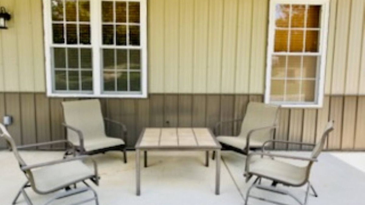 Mattoon Cabin | Country Living in Mattoon
