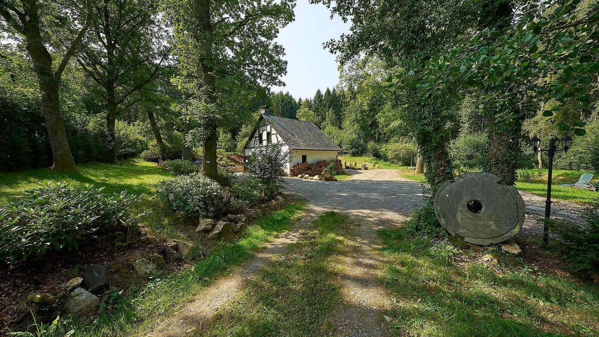 Bernkastel House | Country Mill between Moselle and Hunsrück