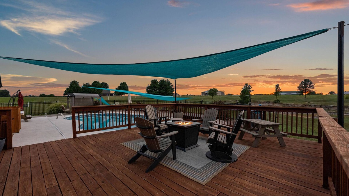 Liberty House | Country Paradise w/Inground Pool on 9 acres. Sleeps 13.