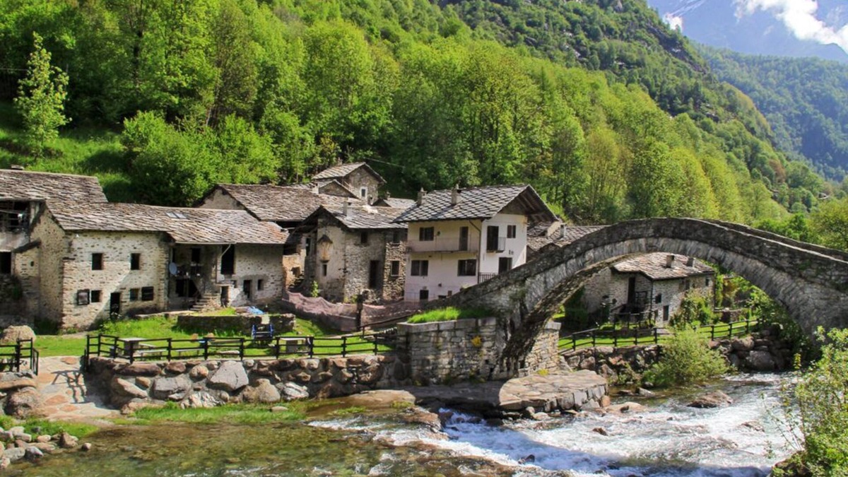 Vico Canavese House | Country Rooms Valchiusella "La Castagno"