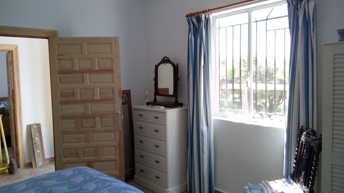 Huercal-Overa House | Countryside comfort; amazing sunsets, pool, games room, air/con, wood stove.