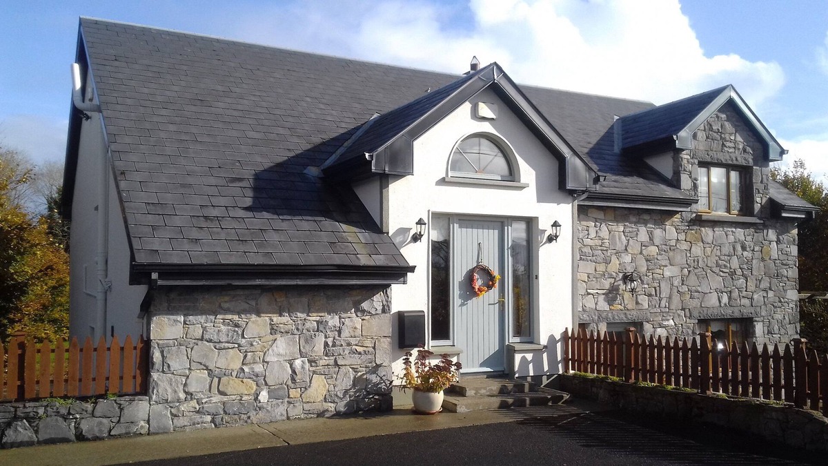 Ennis Apartment | Countryside escape close to Medieval town of Ennis in County Clare