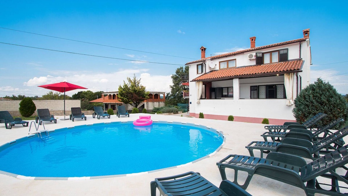 Sajini Apartment | Countryside holiday apartment for 6 persons, tranquil village retreat