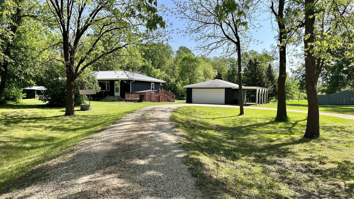 Alexandria Other | Countryside Home, Dog Friendly, Large Yard, Near Several Lakes
