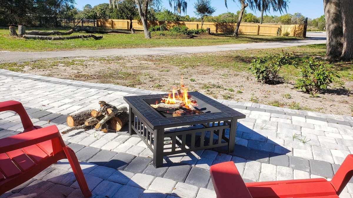 Sanford House | Countryside home on 1.05 protected acres with grill, firepit, AC & patio