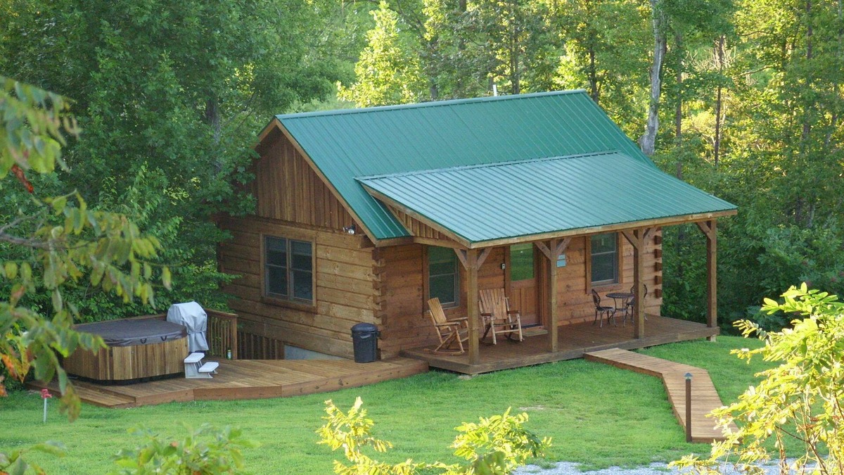 Montvale Cabin | Couples Getaway with a Great Mountain View