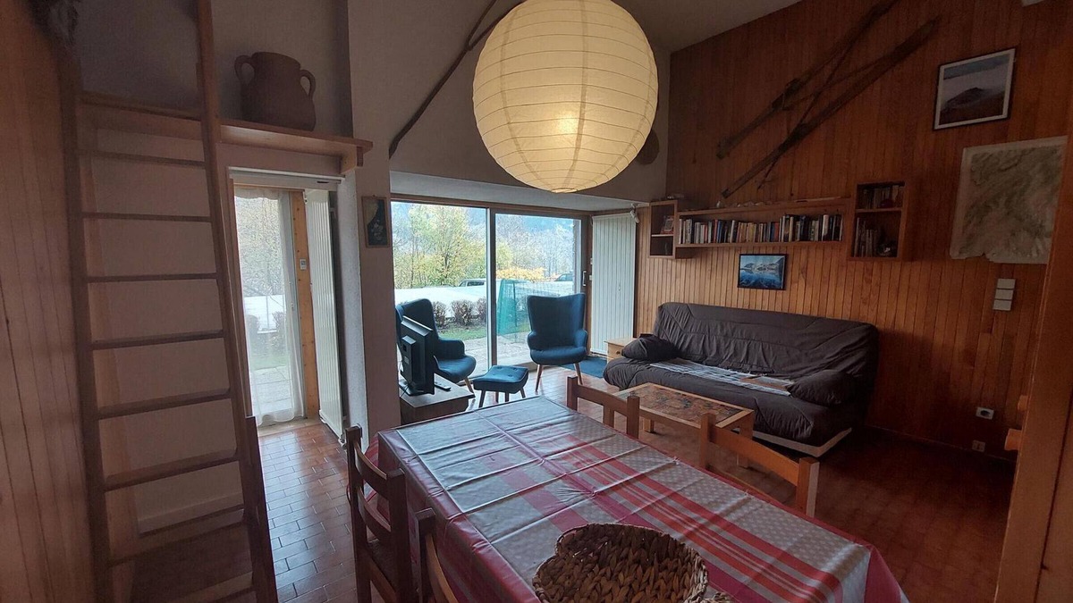 Le Praz Apartment | Courchevel - 2-Room Apartment with Parking and Terrace