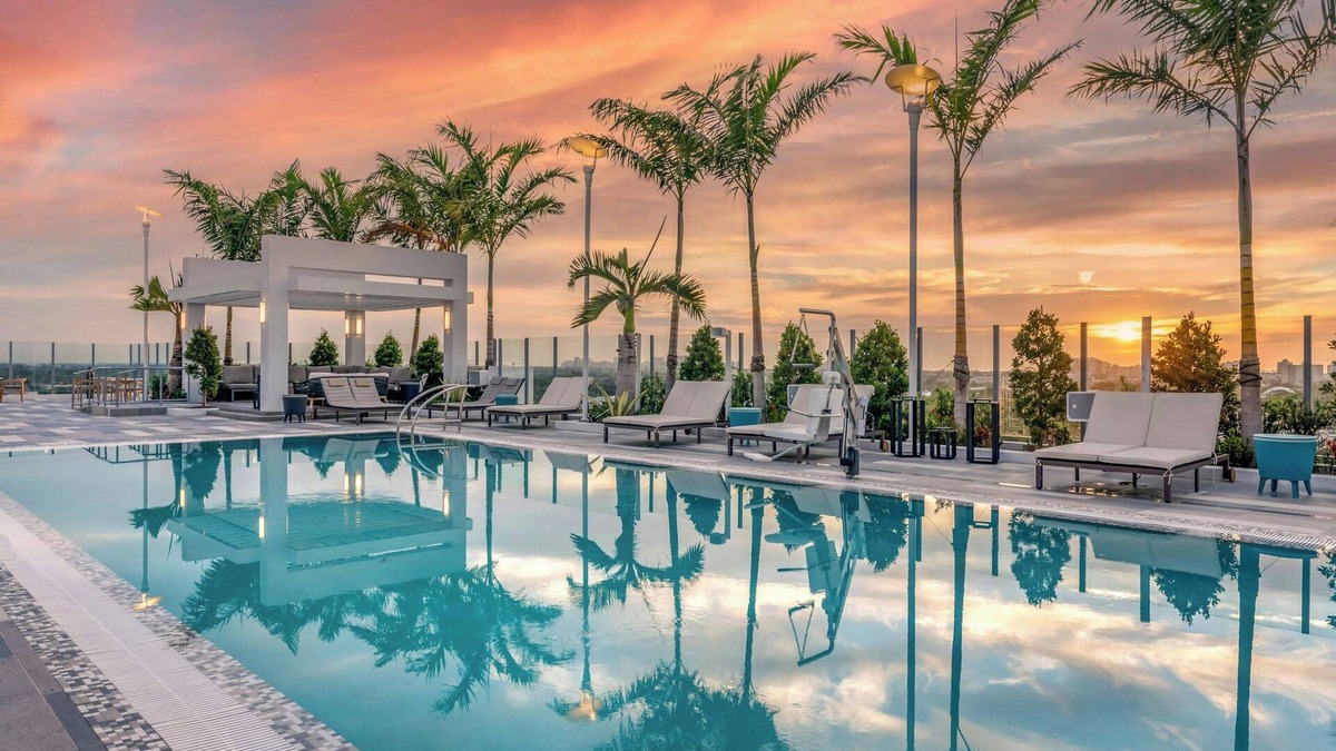 Flagler Village Hotel | Courtyard by Marriott Fort Lauderdale Downtown