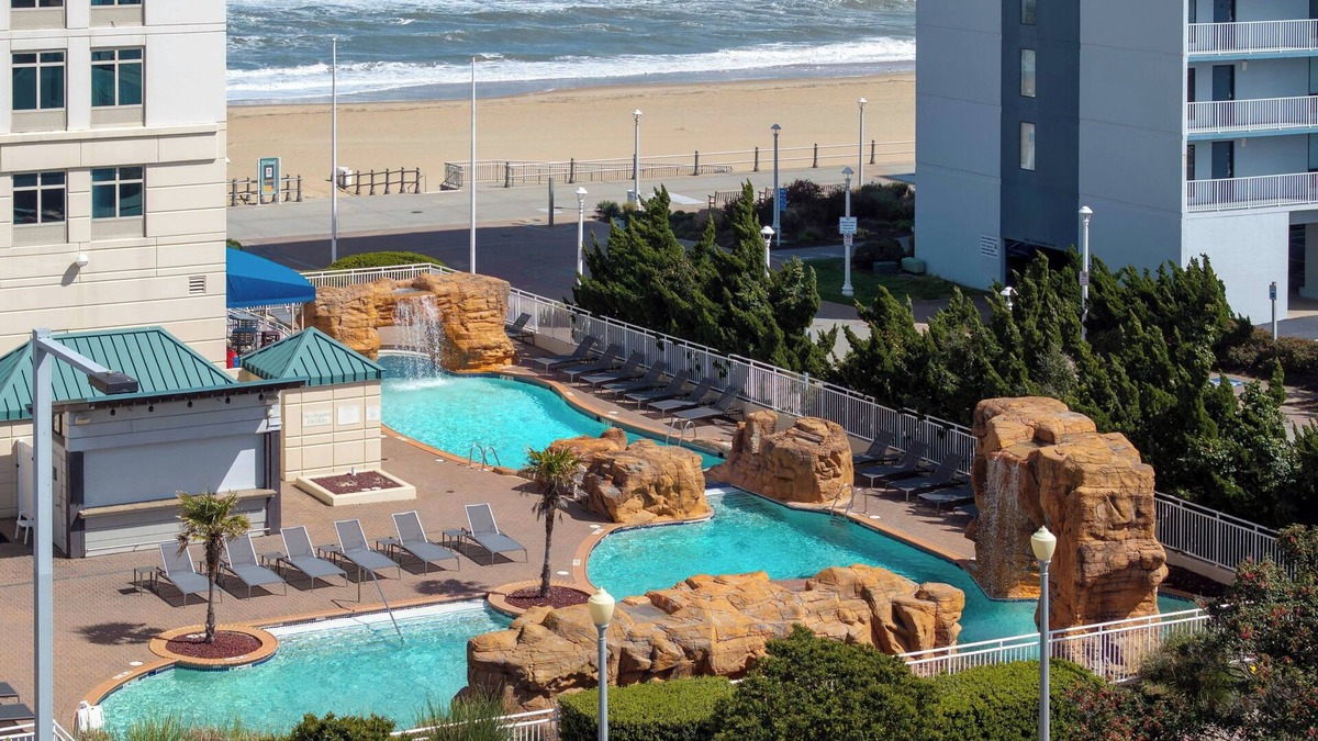 Northeast Virginia Beach Hotel | Courtyard by Marriott Virginia Beach Oceanfront/North 37th Street