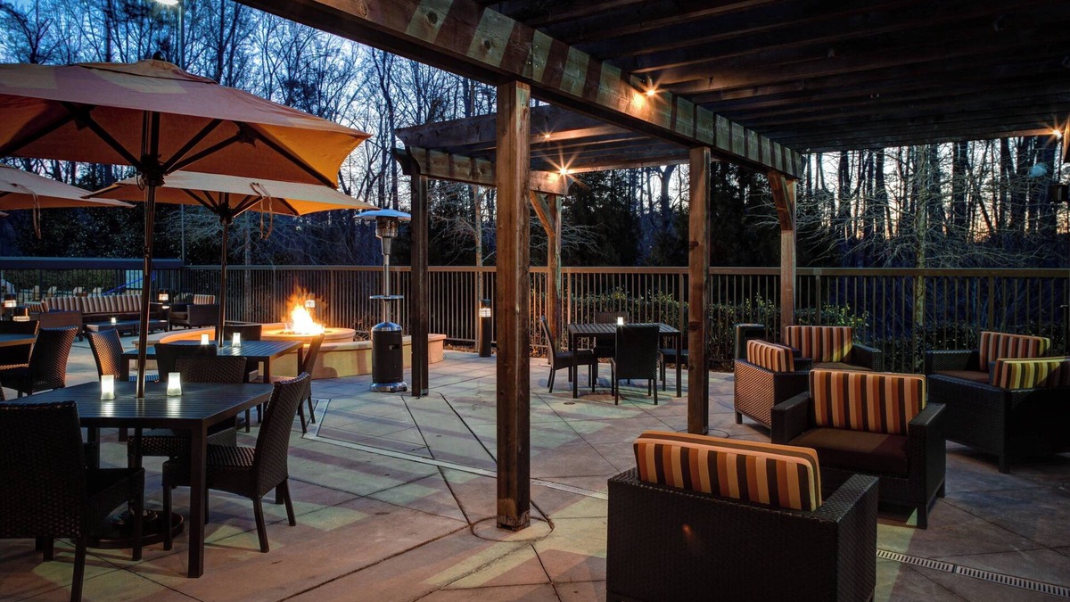 East Point Hotel | Courtyard by Marriott Atlanta Airport West