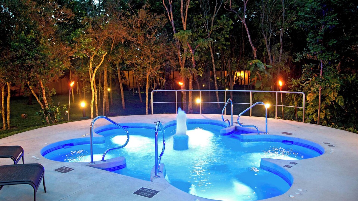 Alfredo V. Bonfil Hotel | Courtyard By Marriott Cancun Airport