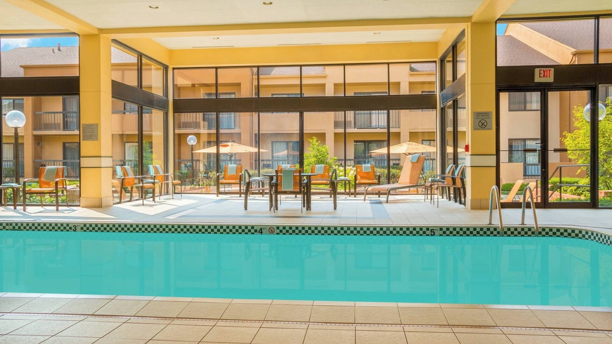 Deerfield Hotel | Courtyard by Marriott Chicago Deerfield