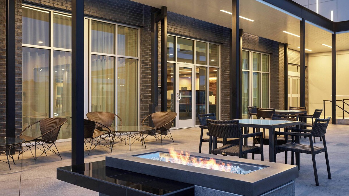 Aurora Hotel | Courtyard by Marriott Denver Aurora