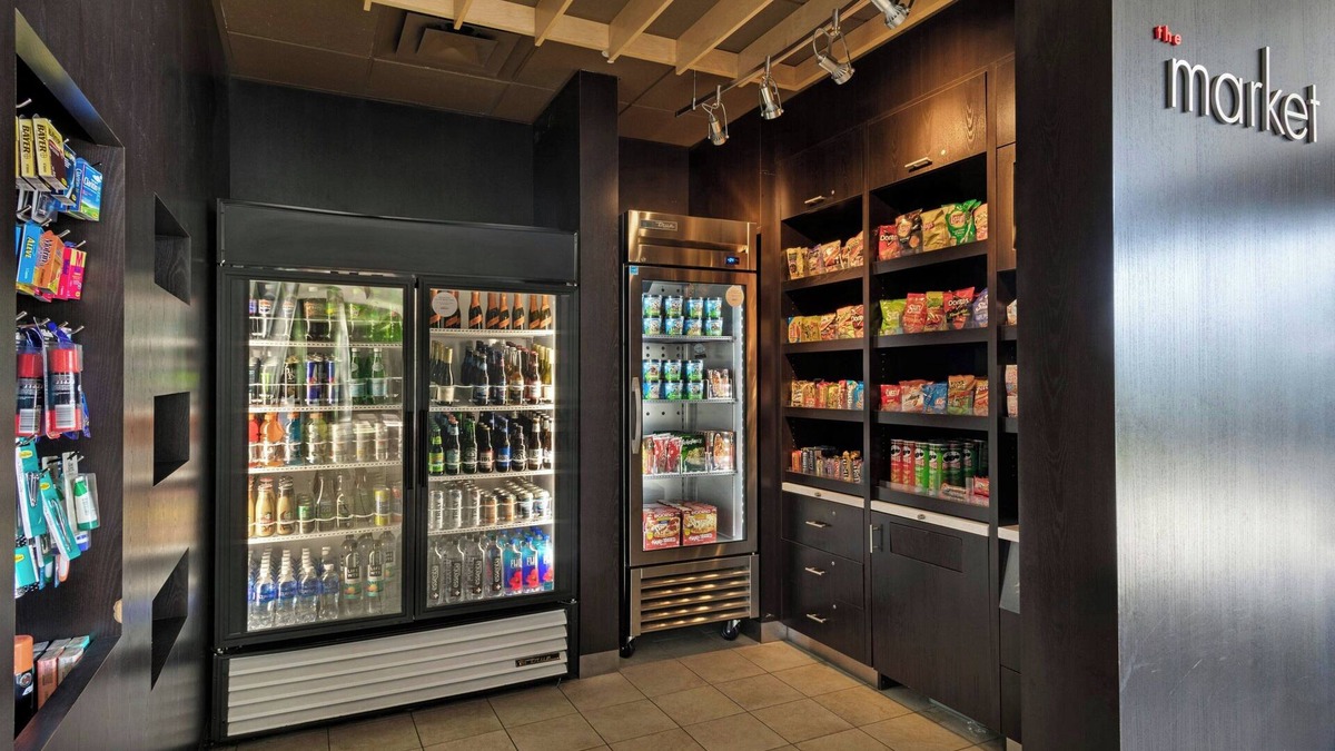 Harbor Hotel | Courtyard by Marriott Long Beach Airport