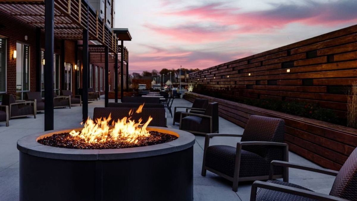 Madison Hotel | Courtyard By Marriott Madison