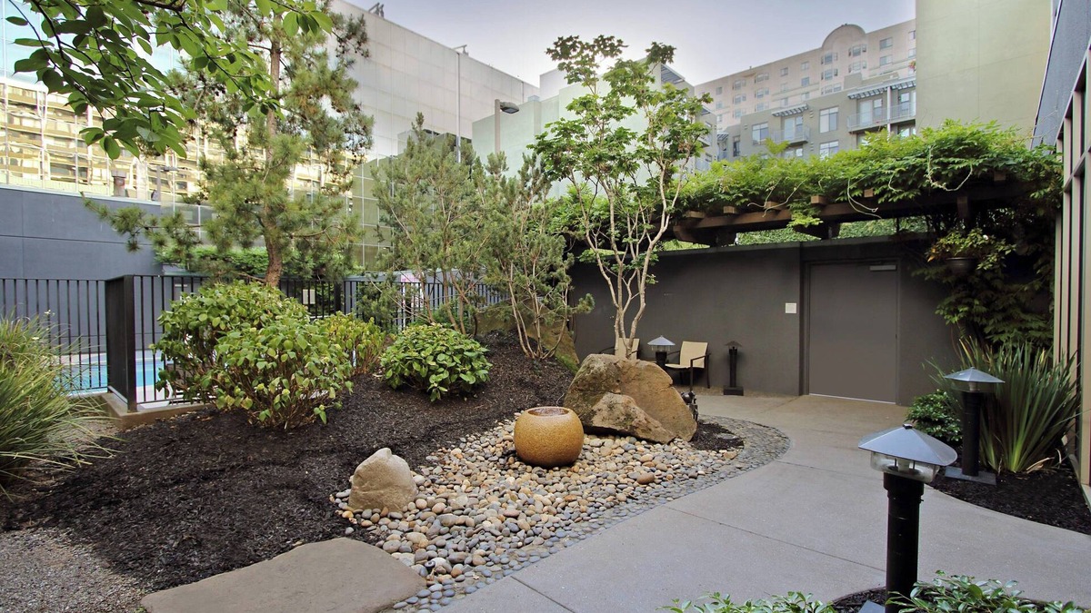 Downtown Oakland Hotel | Courtyard by Marriott Oakland Downtown