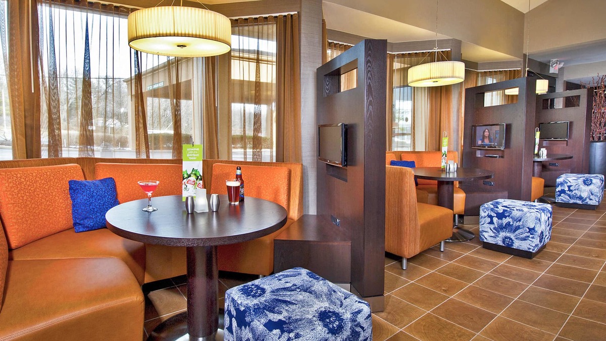 Willow Grove Hotel | Courtyard by Marriott Philadelphia Willow Grove