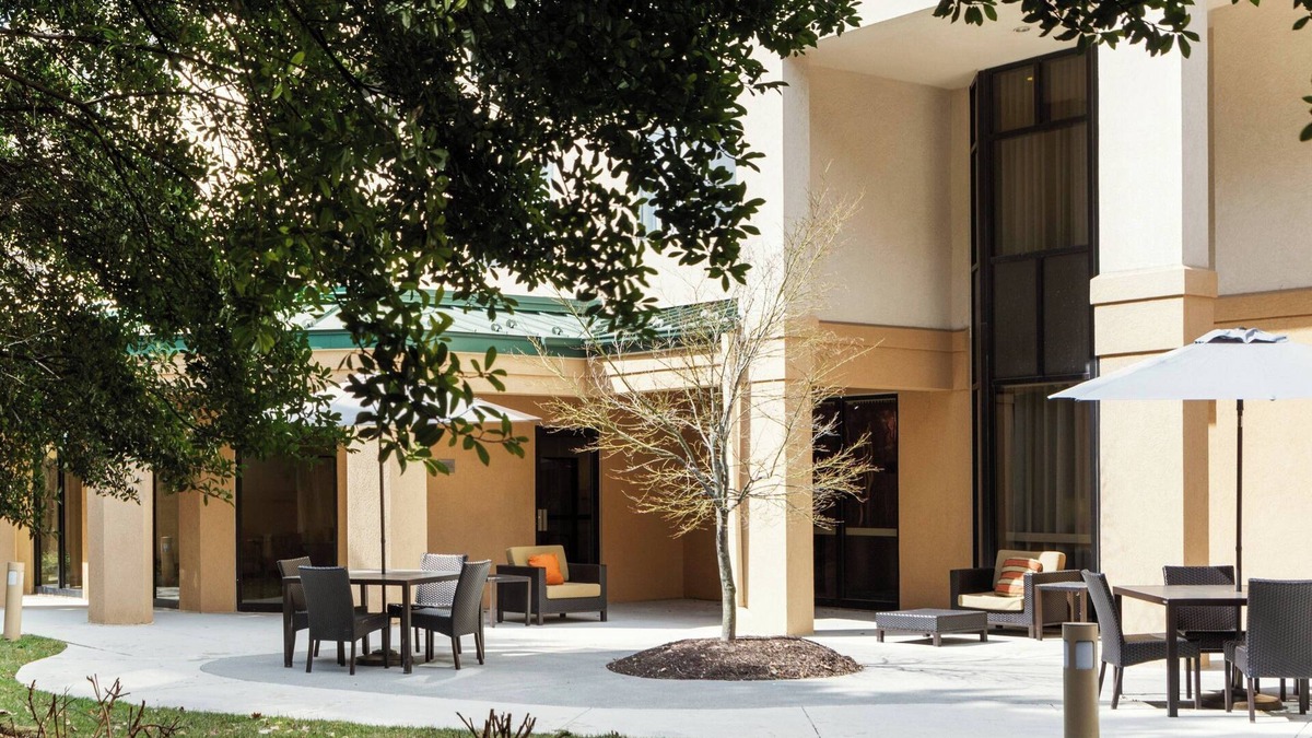 Harrisonburg Hotel | Courtyard by Marriott Harrisonburg