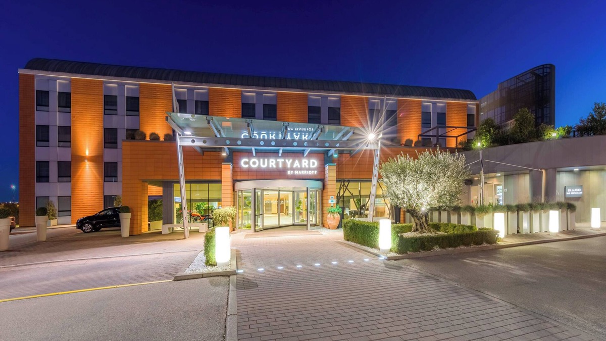 Tessera Hotel | Courtyard by Marriott Venice Airport