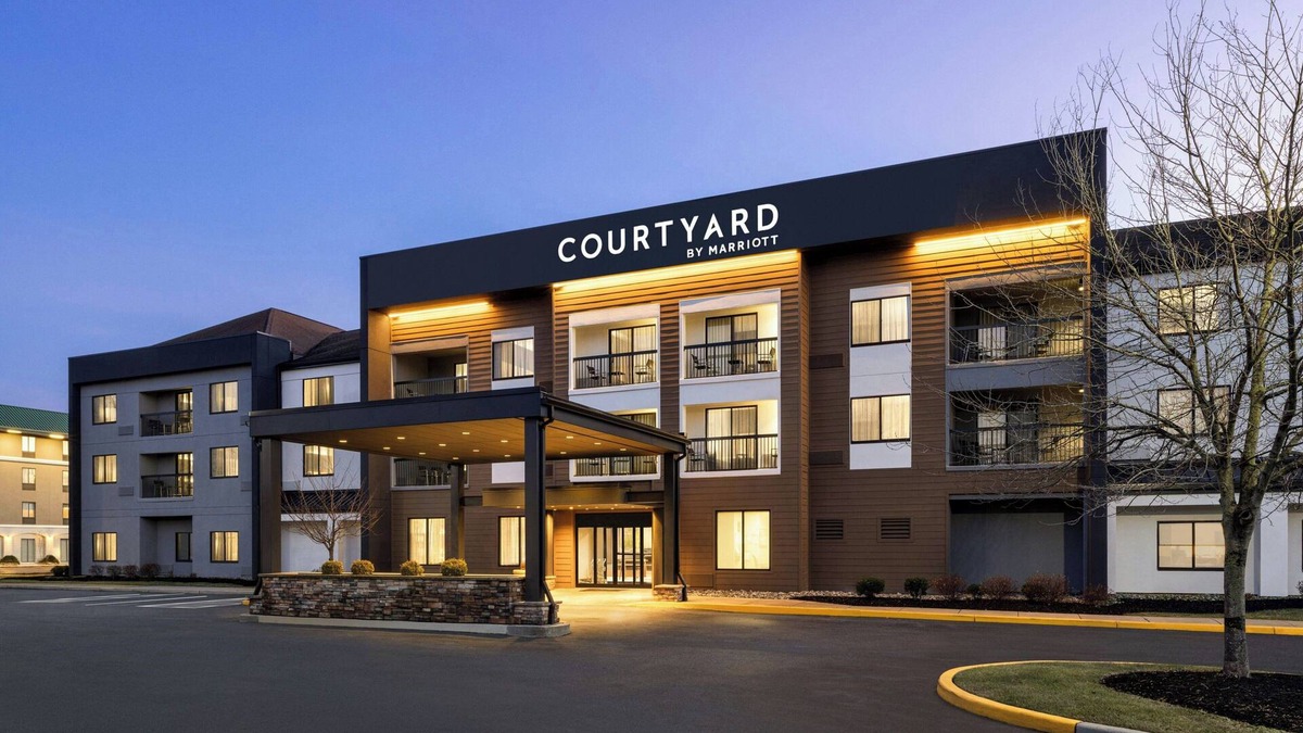 Talleyville Hotel | Courtyard by Marriott Wilmington Brandywine