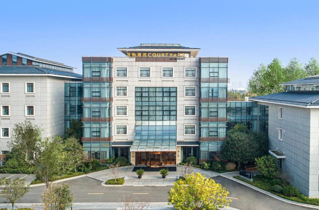 Bin Hu District Hotel | Courtyard by Marriott Wuxi Lihu Lake